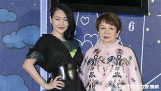 小S帶婆婆看夏姿大秀　卻只想到老公