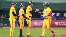 中信兄弟詹子賢開轟。（圖／中信兄弟提供）