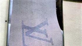 ▲集團販售假LV包，還植入晶片。（圖／翻攝自上海公安微信）