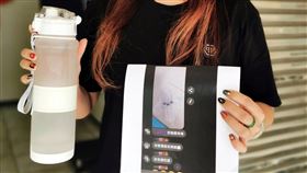 國中女買硼砂摻入同學水壺  受害家長出面控訴嘉義市何姓女學生母親11日出面表示，女兒水壺內遭班上葉姓女同學加入硼砂，葉女是透過社交軟體和他人討論購買硼砂等，並將硼砂水加入女兒水壺，以同樣手法至少下毒3次；因葉女犯後態度不佳，決定訴諸媒體。（民眾提供）中央社記者黃國芳傳真  110年3月11日