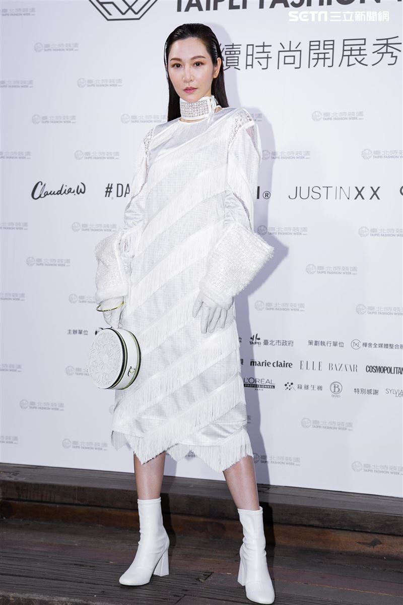 『2021臺北時裝週AW21』永續時尚開展秀，看秀嘉賓曾之喬、林予晞、傅孟柏，演出嘉賓金曲歌后艾怡良，走秀嘉賓曾莞婷、黃宣、茄子蛋、阿夜。（圖／記者楊澍攝影）