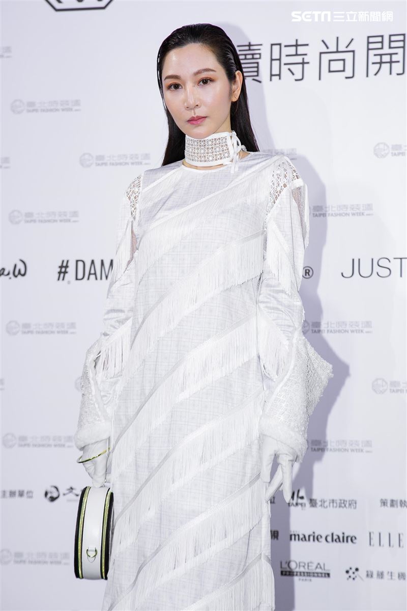 『2021臺北時裝週AW21』永續時尚開展秀，看秀嘉賓曾之喬、林予晞、傅孟柏，演出嘉賓金曲歌后艾怡良，走秀嘉賓曾莞婷、黃宣、茄子蛋、阿夜。（圖／記者楊澍攝影）