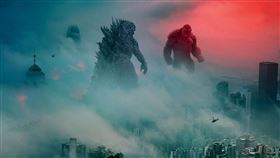 哥吉拉大戰金剛。（圖／華納兄弟提供）