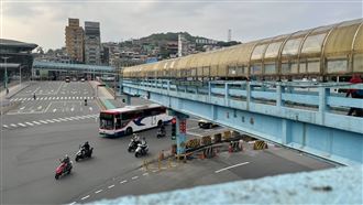 基隆秘境／時代的眼淚！再見基一信橋