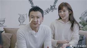 侯佩岑,林月雲,黃伯俊,婆婆與媽媽。翻攝自微博