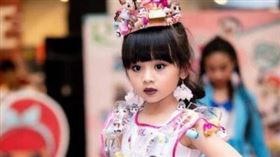 ▲泰國「小蘿莉」拜芬。（圖／翻攝自IG）