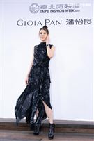 潘怡良GIOIA PAN 2021秋冬大秀，看秀嘉賓戴愛玲、何篤霖、夏如芝、許孟哲及趙孟姿夫婦、大久保麻梨子、朱葒、吳珝陽。（圖／記者楊澍攝影）