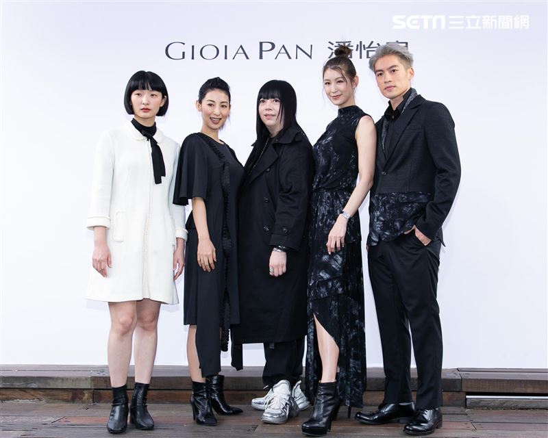 潘怡良GIOIA PAN 2021秋冬大秀，看秀嘉賓戴愛玲、何篤霖、夏如芝、許孟哲及趙孟姿夫婦、大久保麻梨子、朱葒、吳珝陽。（圖／記者楊澍攝影）