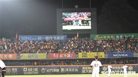 中華職棒第一次在宣布判決前公開播放挑戰影像。（圖／記者王怡翔攝影）