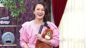 哈孝遠、老婆瑄瑄、哈媽媽以及大姊哈平遠（圖／年代提供）