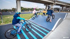 新竹市,新竹左岸,滑輪公園,pushbike賽車道,（圖／翻攝自新竹市政府城市行銷處臉書）