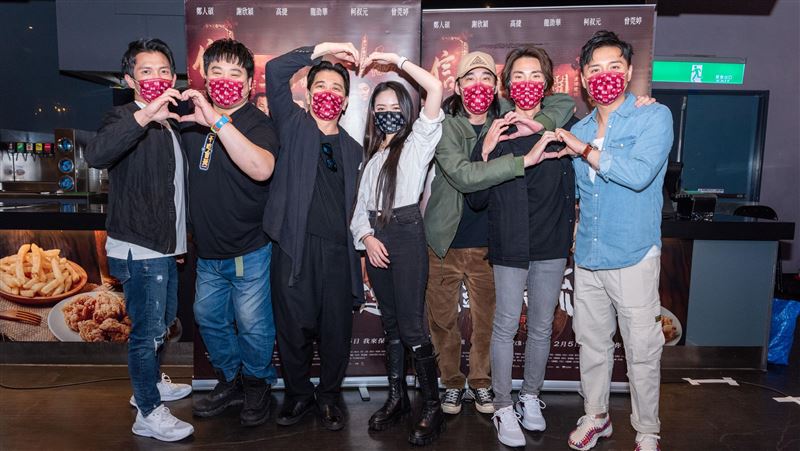 台南夜市驚見野生男神　路人尖叫爆表