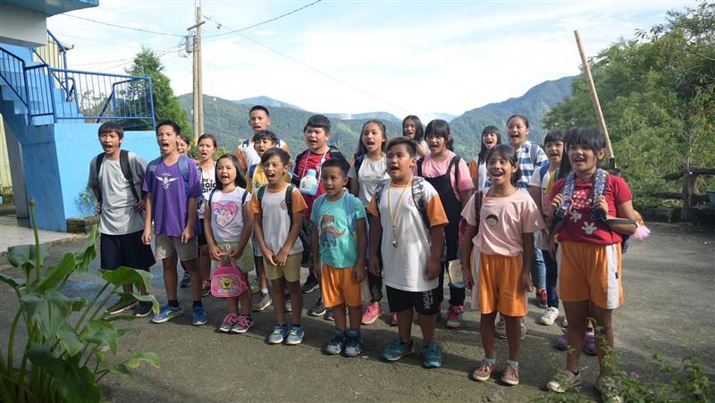 〈拍手歌〉不是傳統名謠　幕後推手曝