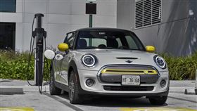 ▲MINI Cooper SE（圖／翻攝自MIMI官網）