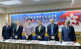 中華港澳之友協會15日舉辦座談會