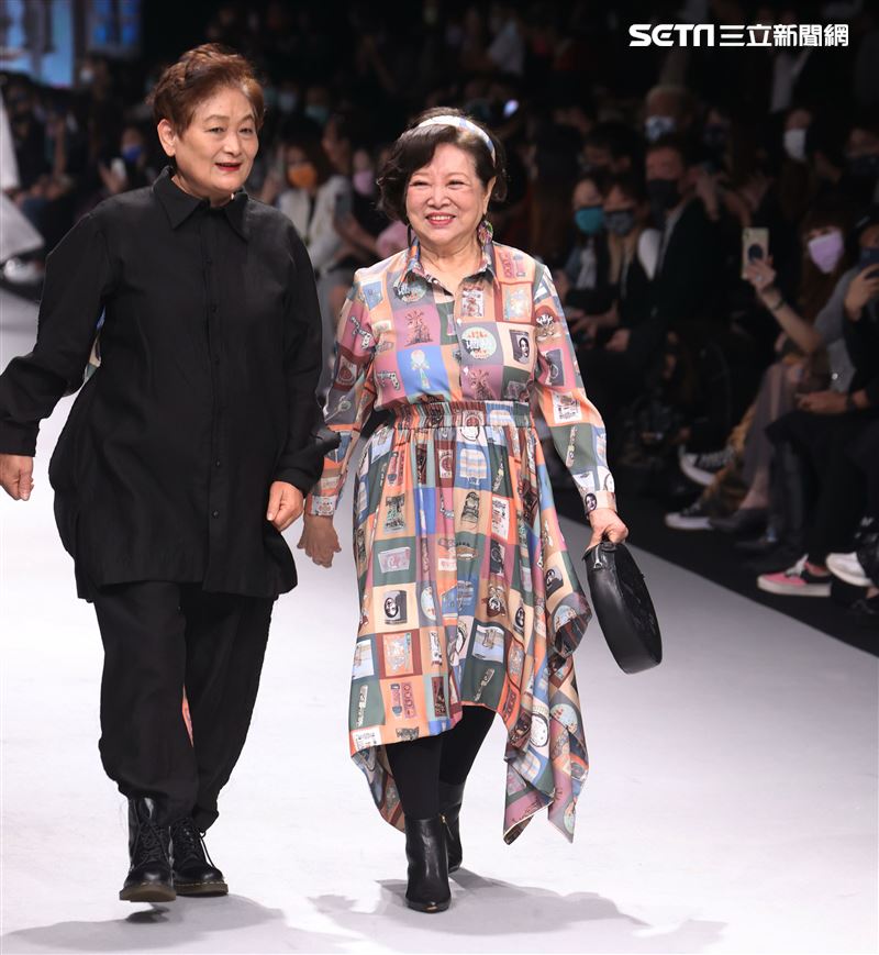 金馬影后陳淑芳出席台北時裝週INF時裝秀。（記者邱榮吉/攝影）