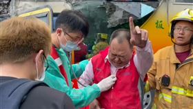 宜蘭,蘇花,遊覽車,車禍,撞山壁（圖／翻攝畫面）