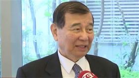 美食企業家黃茂雄　挑戰每天泳池走路養生