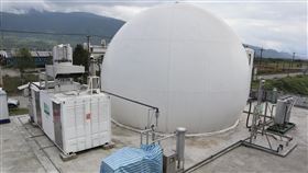 花蓮建置首座集中式生質能源中心（1）花蓮縣環保局16日表示，「璞石閣生質能源中心」為環保署補助花蓮縣畜牧業者設置的畜牧糞尿資源化處理沼氣發電設施，是全國首座畜牧糞尿集中處理沼氣發電示範點。中央社記者李先鳳攝  110年3月16日