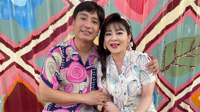 她也在「爬樹」　王彩樺興奮手都黑了