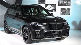 ▲BMW X5 Dark Knight曜黑版。（圖／鍾釗榛攝影）