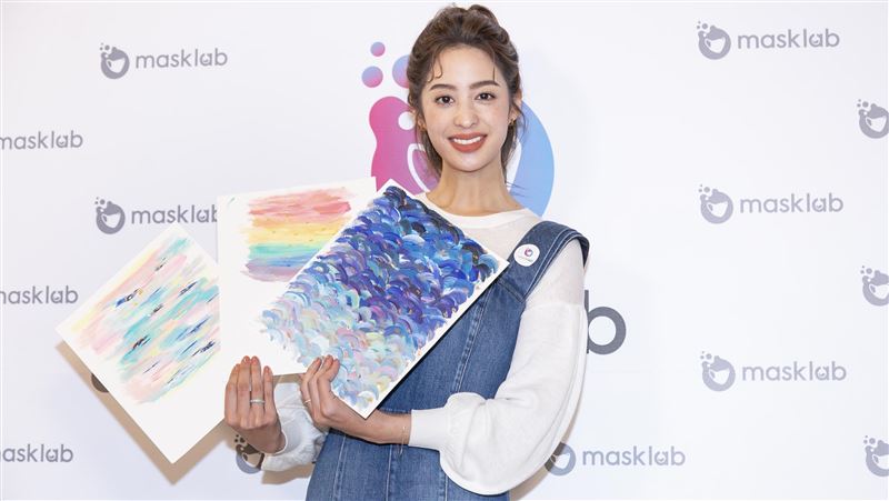 跨越台灣海峽拍戲　女星壓力爆棚崩潰