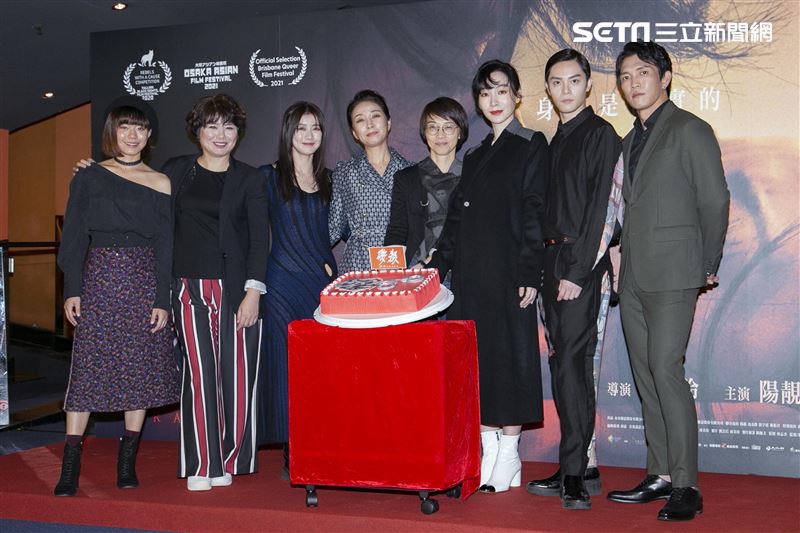 周美玲、嚴藝文、陽靚、翁嘉薇、徐宇霆、陳俋君、黃尚禾、方文琳出席《愛・殺》電影首映會。（圖／記者楊澍攝影