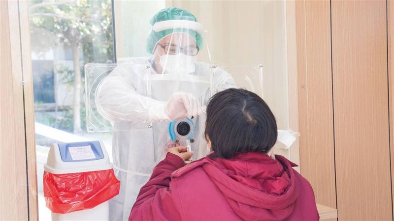 第一線抗疫英雄齊心協力（上篇）