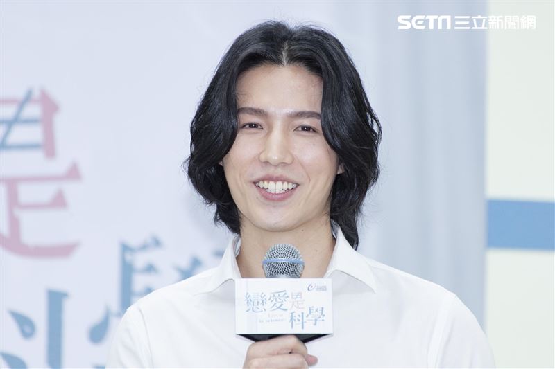 莫允雯、吳念軒、黃薇渟、葉全真、許懷民、李京恬、鄭暐達、林禹、高雋雅、張翰、黃建豪出席台視三立全新偶像劇《戀愛是科學》首映會。（圖／記者楊澍攝影）