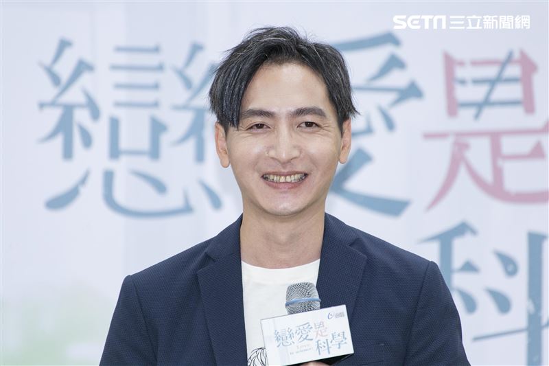 莫允雯、吳念軒、黃薇渟、葉全真、許懷民、李京恬、鄭暐達、林禹、高雋雅、張翰、黃建豪出席台視三立全新偶像劇《戀愛是科學》首映會。（圖／記者楊澍攝影）