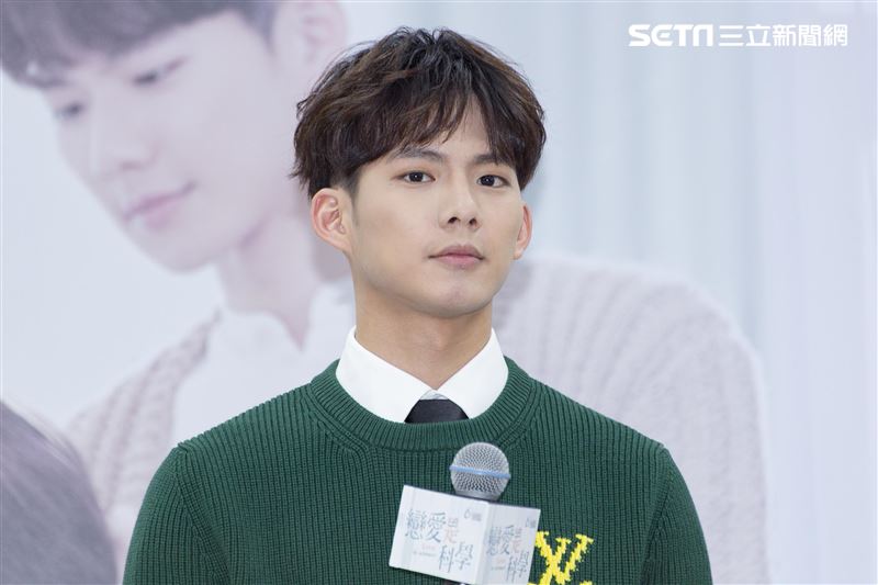 莫允雯、吳念軒、黃薇渟、葉全真、許懷民、李京恬、鄭暐達、林禹、高雋雅、張翰、黃建豪出席台視三立全新偶像劇《戀愛是科學》首映會。（圖／記者楊澍攝影）