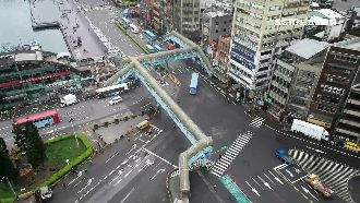 半世紀回憶再見！基隆站前天橋明開拆