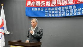 美中首度高層會晤 學者觀察：經貿議題可望有進展東華大學公共行政系榮譽教授、前陸委會副主委高長19 日上午在兩岸圓桌論壇協會的座談會中指出，拜登政府會一定程度改變川普時代的對中國政策，特別是在經貿領域。中央社記者吳柏緯攝  110年3月19日