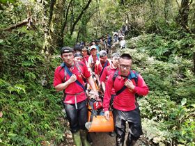 宜蘭,抹茶山,中暑,昏倒,送醫,