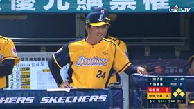 林威助微笑引起網友討論。（圖／翻攝自CPBl TV）