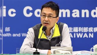 幕後/念書跳級、網揪新冠 羅一鈞掌疾管署