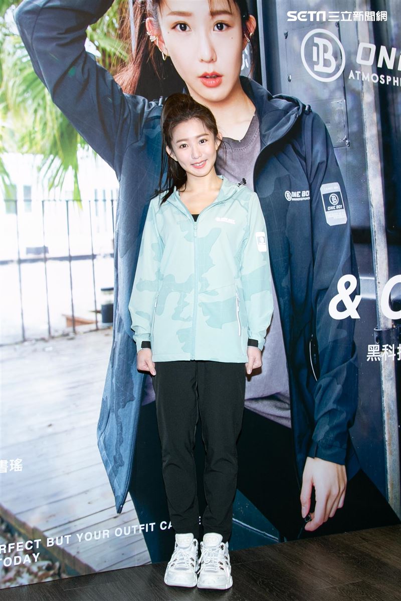 郭書瑤代言服飾擔任一日店長。（圖／記者楊澍攝影）