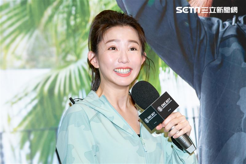 郭書瑤代言服飾擔任一日店長。（圖／記者楊澍攝影）