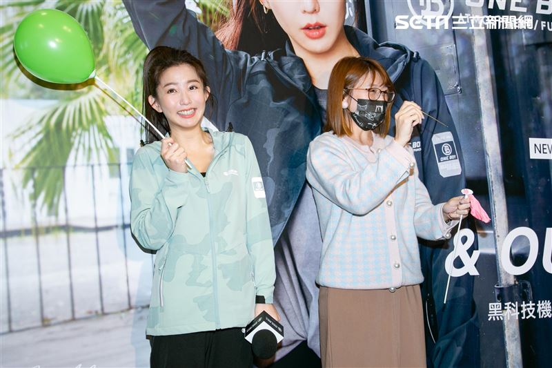 郭書瑤代言服飾擔任一日店長。（圖／記者楊澍攝影）