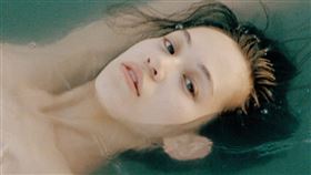 日籍超模水原希子。(圖/水原希子推特)