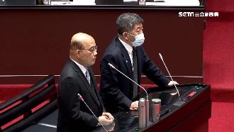 全台第一針　蘇揆、陳時中領頭打疫苗