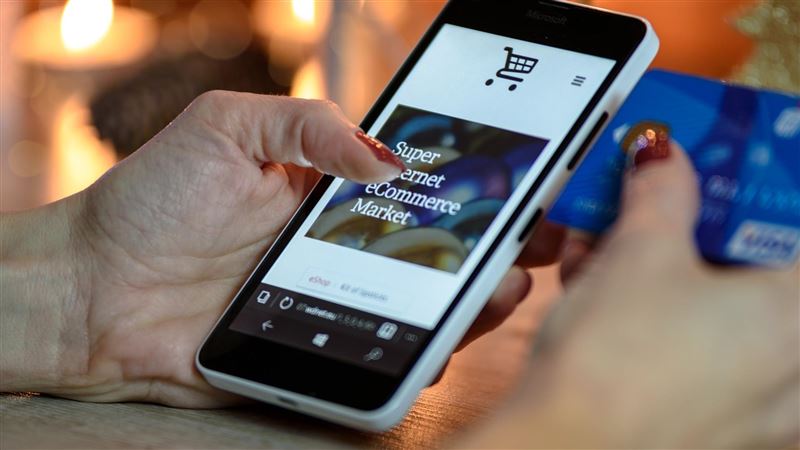 現在支付方式多元,有網友困惑,超商的店員是不是特別煩用「LINE Pay」的人?(示意圖/PIXABAY)