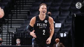 Blake Griffin首度披上籃網戰袍。（圖／翻攝自籃網官方推特）