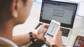 創業鳥事難搞定  高市輔導新創名揚國際（2）高雄市經發局補助的新創公司「點子行動」打造手機檢測App「手機醫生」，全球超過600萬人次下載。（高市經發局提供）中央社記者洪學廣傳真  110年3月22日