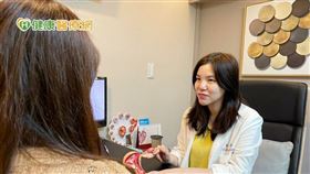 李怡萱醫師提醒，女性若有經痛或腹痛等症狀，應及早就醫即早治療，避免飽受經痛折磨及影響生育能力。