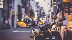 機車,摩托車。(圖/Pixabay)