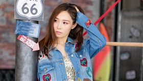 愛內里菜近期按鈴控告，前東家的男監製性騷擾。（圖／翻攝自愛內里菜IG）