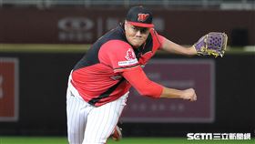 ▲味全龍投手廖任磊。（圖／記者劉彥池攝影）