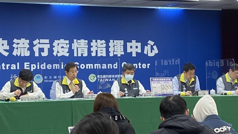 專家打AZ不對勁？張上淳也「發燒」