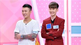 鳳梨吳泓逸,爆紅,邱薇而,女神。圖／TVBS提供